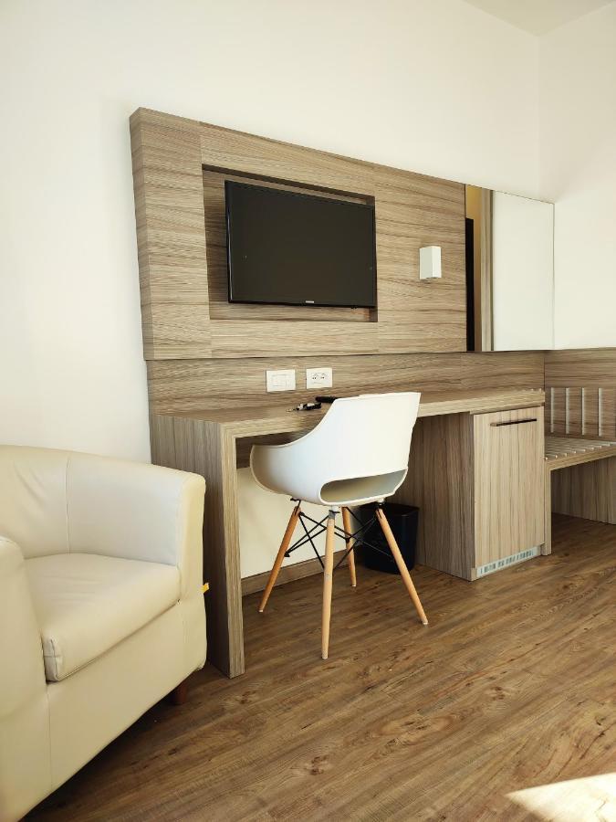 Hotel Cristallo Conegliano Buitenkant foto