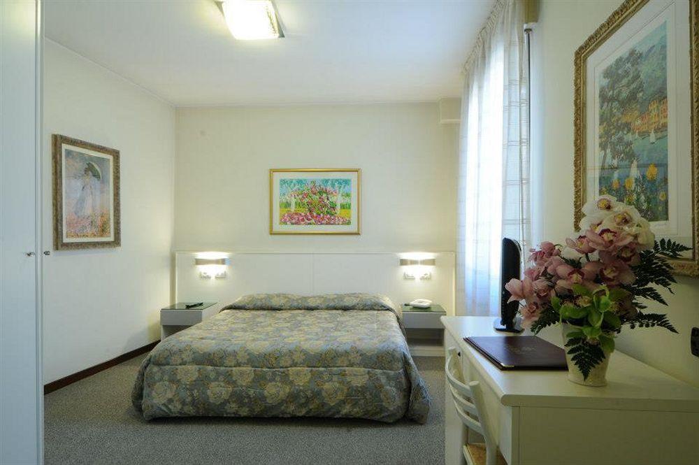 Hotel Cristallo Conegliano Buitenkant foto